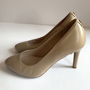 Cole Haan nude heels size 6